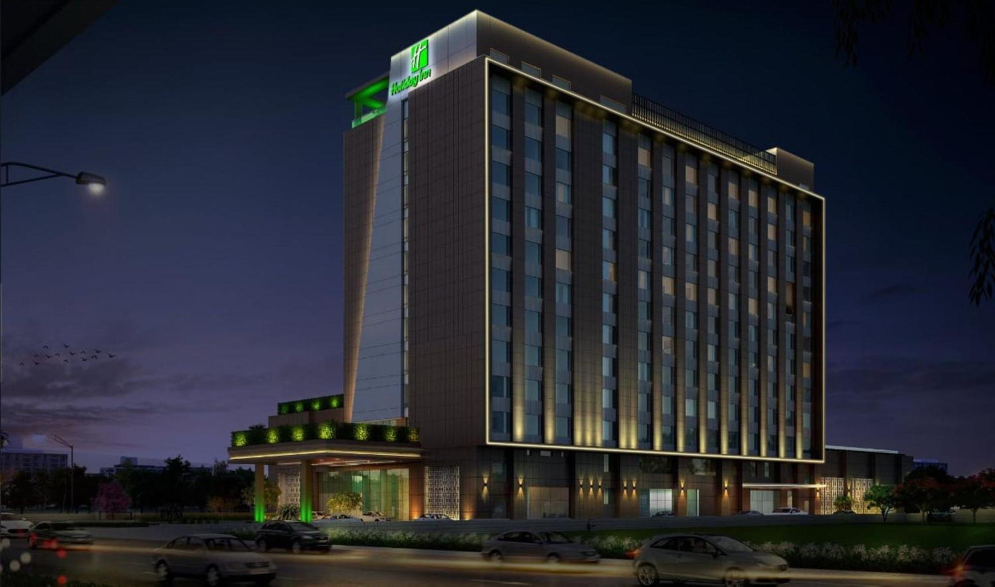 Holiday Inn Lucknow Airport By Ihg Exterior photo